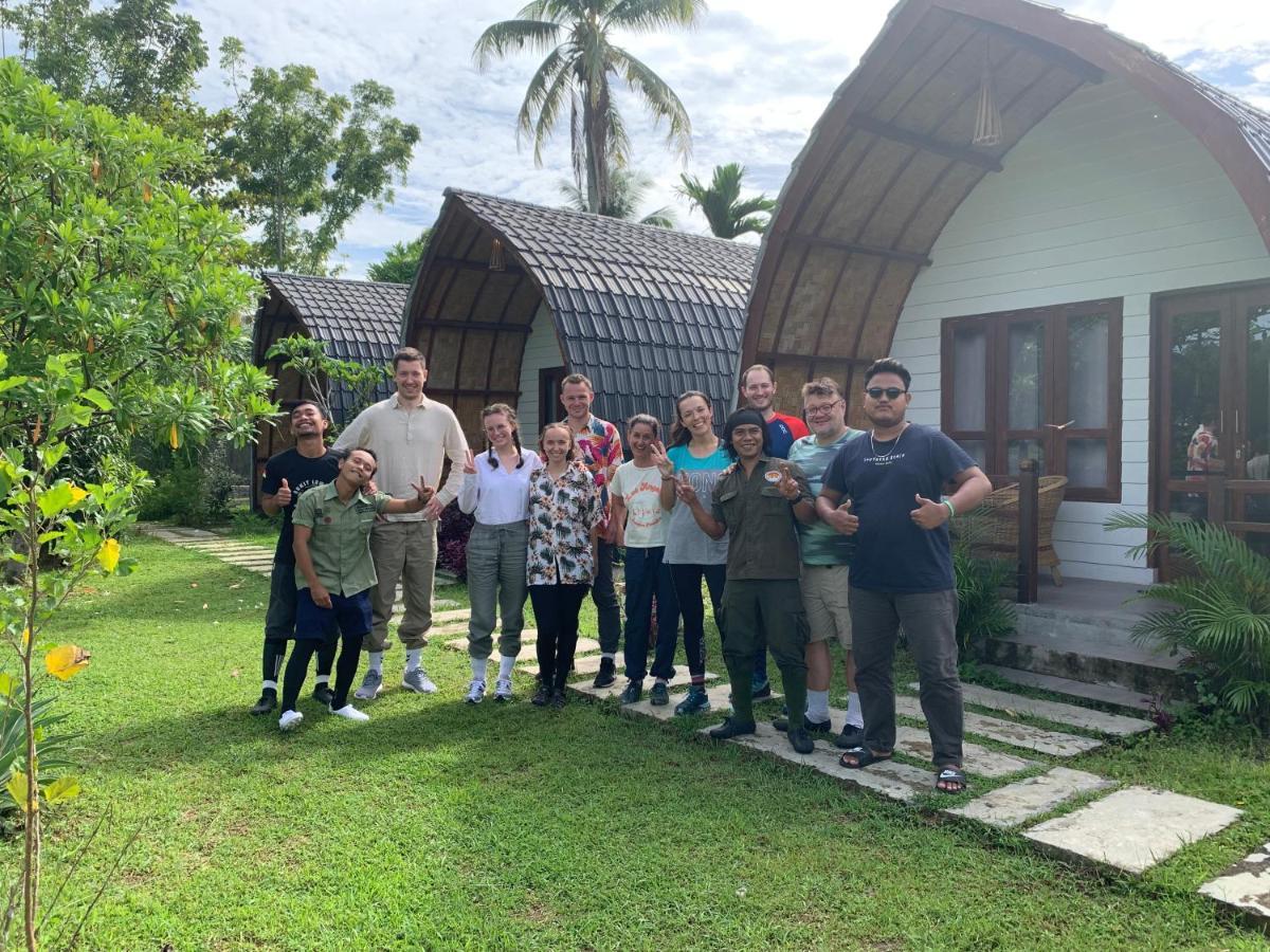 Gino'S Place - Guest House & Jungle Trekking Bukit Lawang Exterior foto